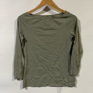 Nike dri-fit athletic long sleeve shirt